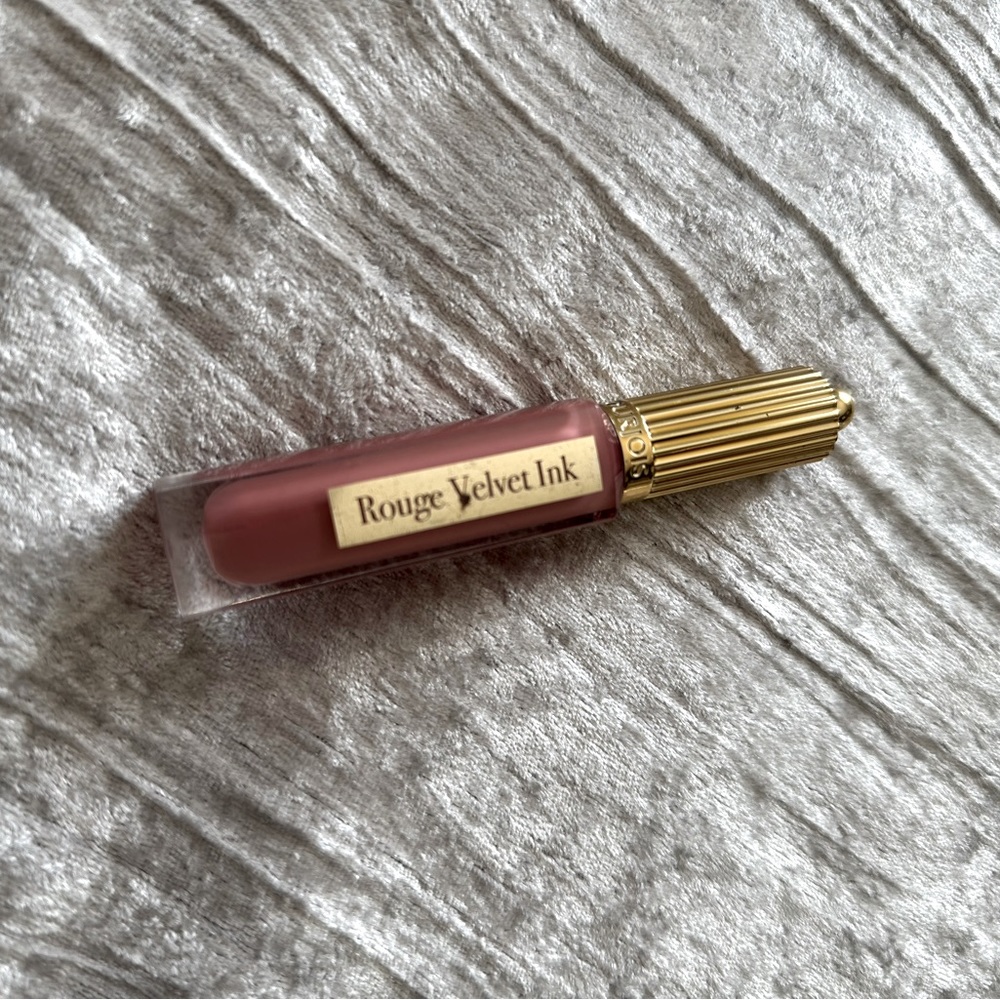 Bourjois lipstick